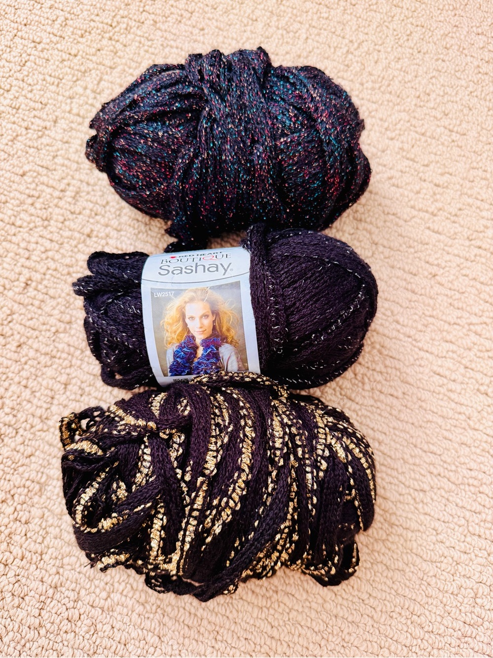 Sashay Women’s Sweater Yarn - Black with Gold Accent